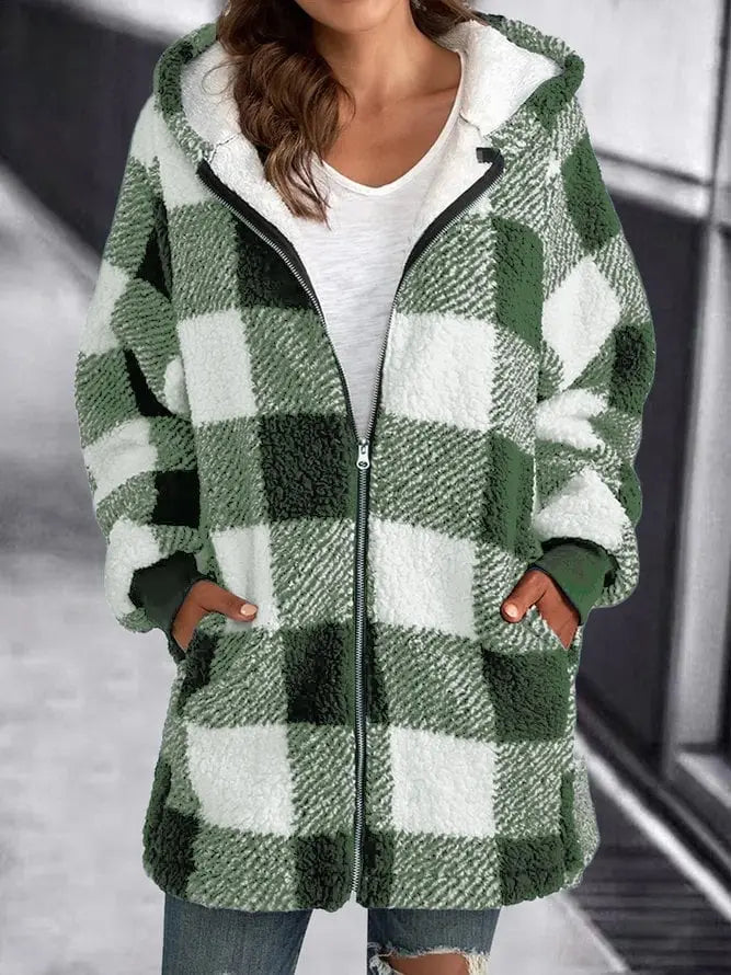 EDITH - Manteau à Carreaux Grande Taille Découvrez notre manteau EDITH, une création mode grande taille qui allie style à carreaux et élégance française. Ce manteau à carreaux grande taille offre un design tendance et sophistiqué, idéal pour les femmes qu
