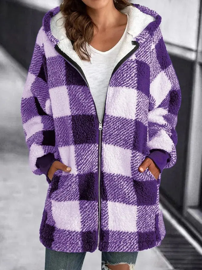 EDITH - Manteau à Carreaux Grande Taille Découvrez notre manteau EDITH, une création mode grande taille qui allie style à carreaux et élégance française. Ce manteau à carreaux grande taille offre un design tendance et sophistiqué, idéal pour les femmes qu