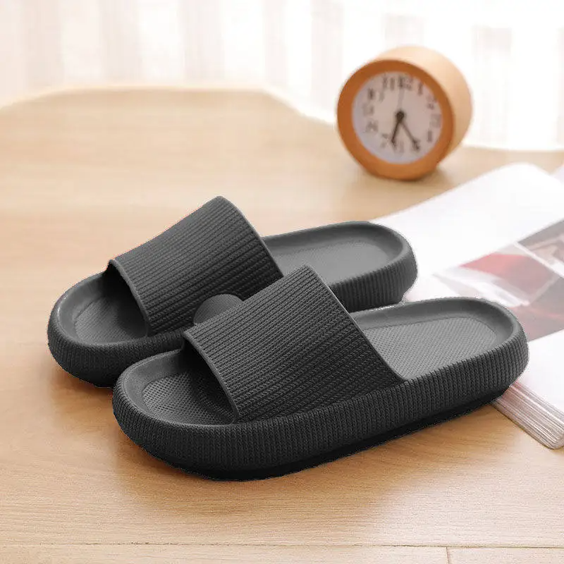 MARION - Chaussures Élégantes Grande Taille Découvrez nos chaussures MARION, une création mode grande taille qui marie confort quotidien et élégance française. Ces chaussures grande taille offrent une silhouette raffinée et versatile, créées pour les femm
