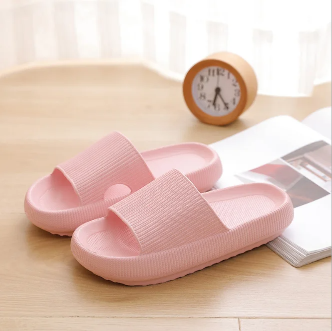MARION - Chaussures Élégantes Grande Taille Découvrez nos chaussures MARION, une création mode grande taille qui marie confort quotidien et élégance française. Ces chaussures grande taille offrent une silhouette raffinée et versatile, créées pour les femm