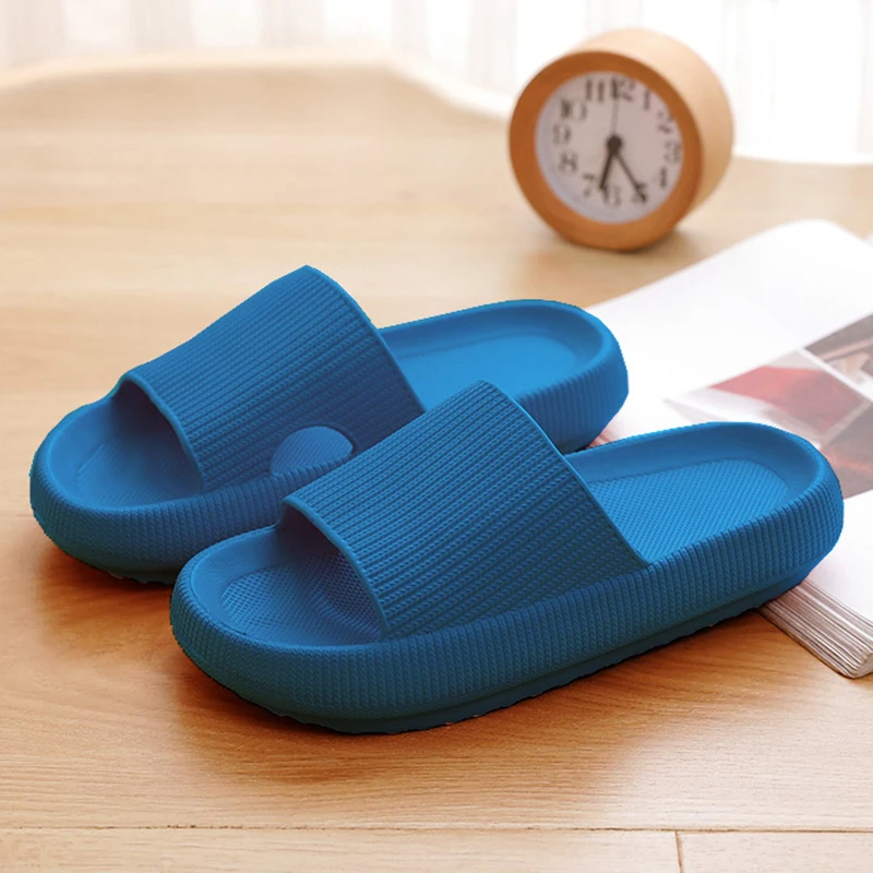MARION - Chaussures Élégantes Grande Taille Découvrez nos chaussures MARION, une création mode grande taille qui marie confort quotidien et élégance française. Ces chaussures grande taille offrent une silhouette raffinée et versatile, créées pour les femm