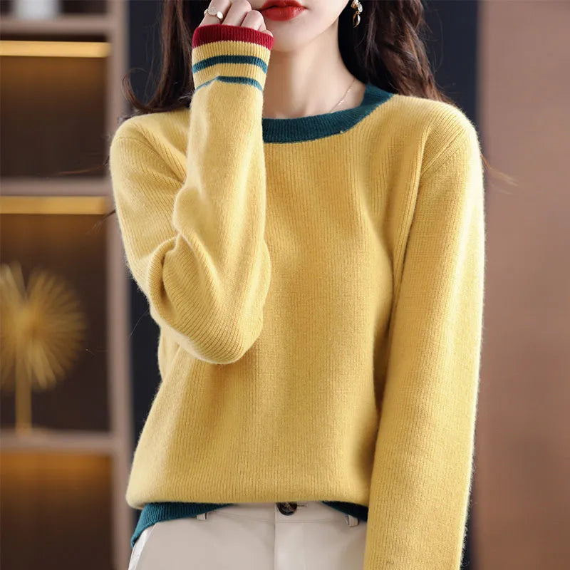 YSAH - Pull Uni Élégant Grande Taille Découvrez notre pull YSAH, une création mode grande taille qui marie simplicité raffinée et élégance française. Ce pull uni grande taille offre une silhouette épurée et sophistiquée, créé pour les femmes qui apprécien