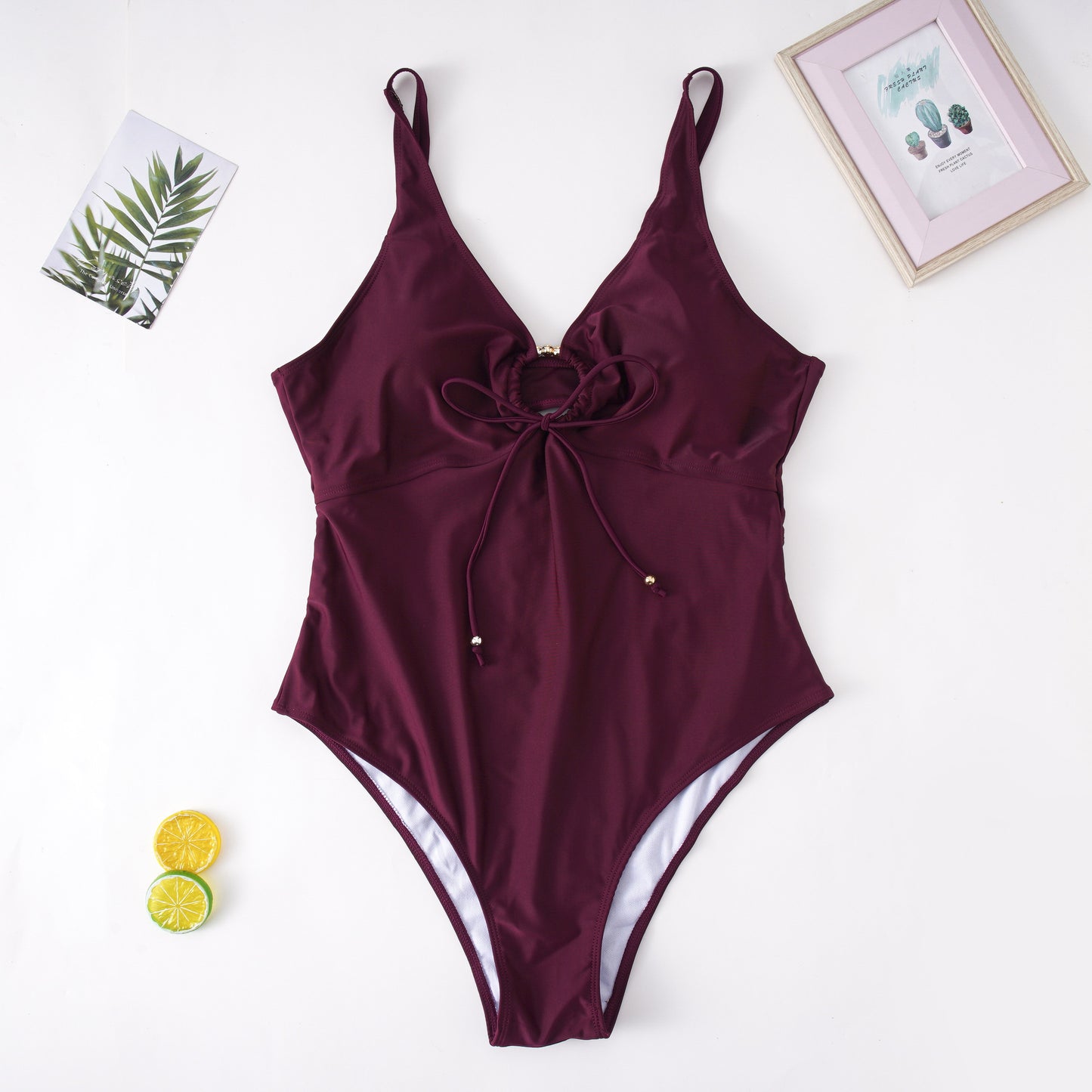 Océane Maillot de Bain à Lacets 🌊 OCÉANE BIKINI TAILLE HAUTE À LACETS Découvrez notre nouvelle pièce signature - l'Océane, un bikini taille haute qui allie élégance et confort. ✨ CARACTÉRISTIQUES PRINCIPALES• Bikini deux pièces avec design taille haute s