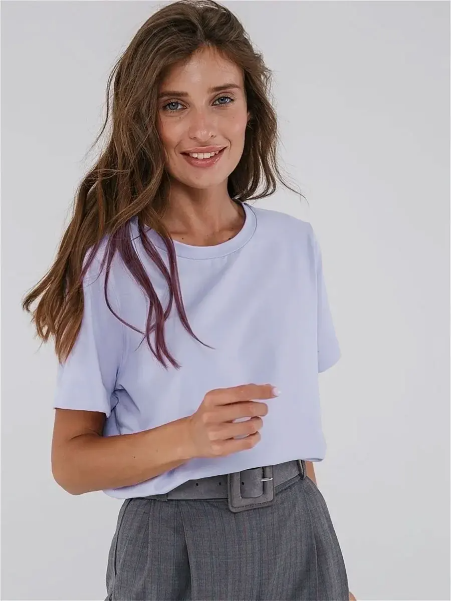 ANNE - Pull Exclusif Grande Taille Découvrez notre pull ANNE, une création mode grande taille qui marie design exclusif et élégance française. Ce pull grande taille offre une silhouette distinctive et raffinée, créé pour les femmes qui recherchent une piè