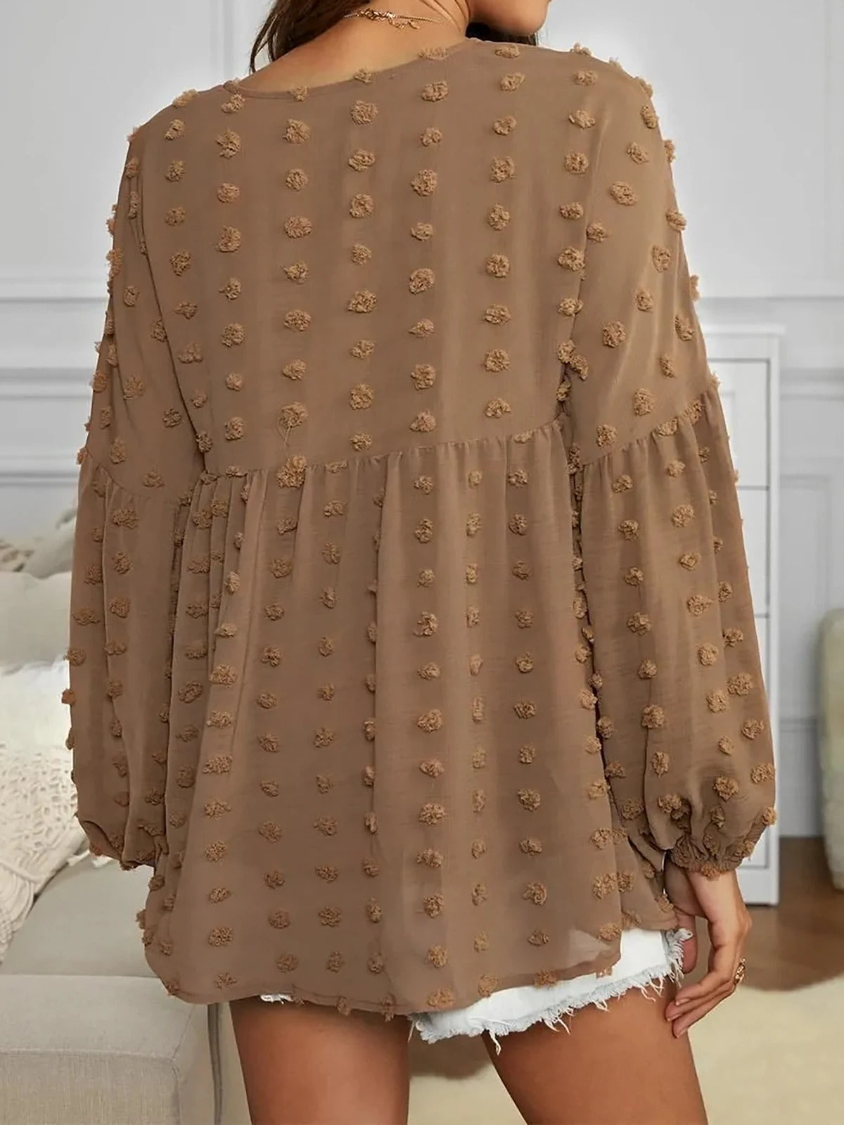 INEZ - Le Favori de l'Été Grande Taille Découvrez notre pièce INEZ, une création mode grande taille qui marie fraîcheur estivale et élégance française. Cette tenue d'été grande taille offre une silhouette légère et raffinée, créée pour les femmes qui rech
