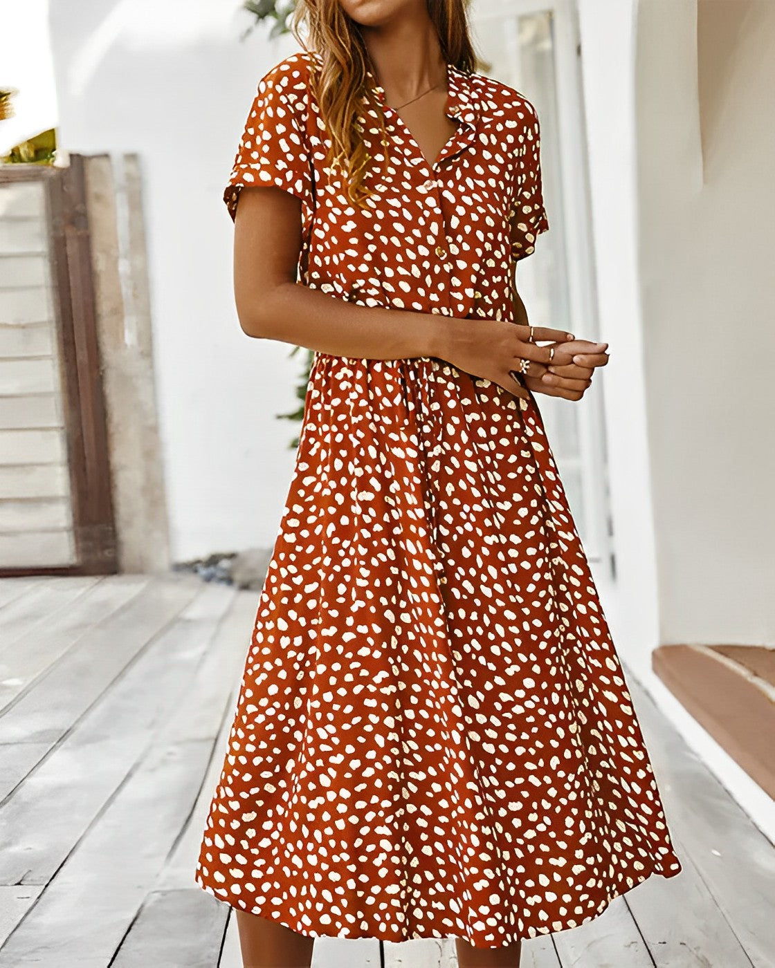 Fauve - Robe Imprimée Grande Taille Femme Découvrez notre robe Fauve, une création mode grande taille qui allie motifs colorés et élégance française. Cette robe élégante grande taille avec ses imprimés exclusifs offre une silhouette sophistiquée, parfaite