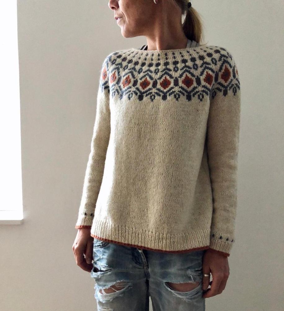 ISLA - Pull Unique Élégant Grande Taille Découvrez notre pull ISLA, une création mode grande taille qui marie design unique et élégance française. Ce pull grande taille offre une silhouette distinctive et raffinée, créé pour les femmes qui recherchent des