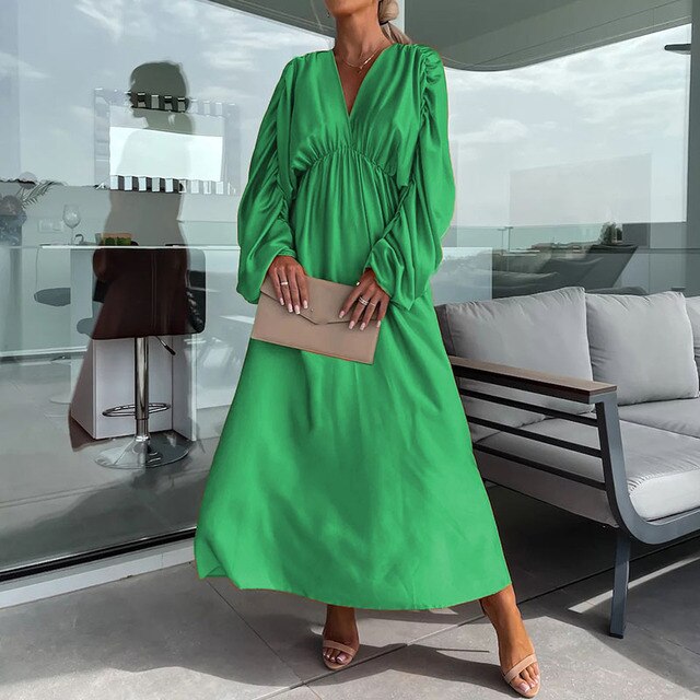 Majo - Robe Chic Grande Taille Femme Élégante Découvrez notre robe Majo, une création mode grande taille qui incarne l'élégance française dans sa plus belle expression. Cette robe élégante grande taille offre une silhouette raffinée et sophistiquée, parfa