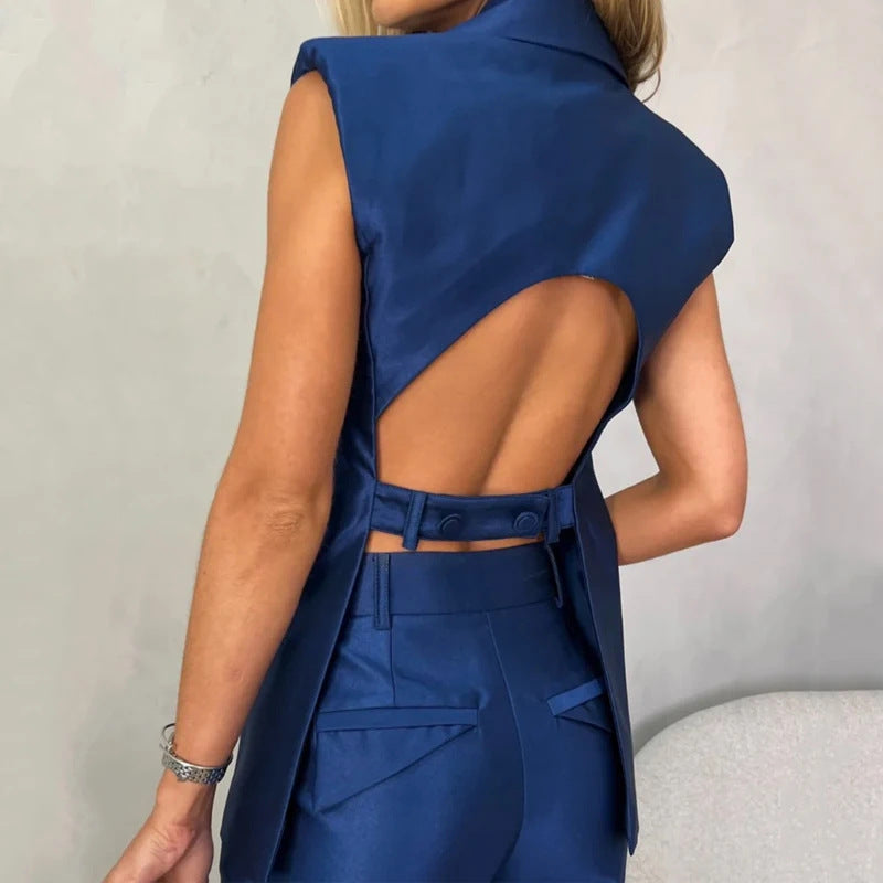 Janice - Ensemble Gilet et Pantalon Grande Taille Femme Élégant Découvrez notre ensemble Janice, une création mode grande taille qui allie audace et élégance française. Cet ensemble élégant grande taille combine un gilet dos nu mercérisé et un pantalon as