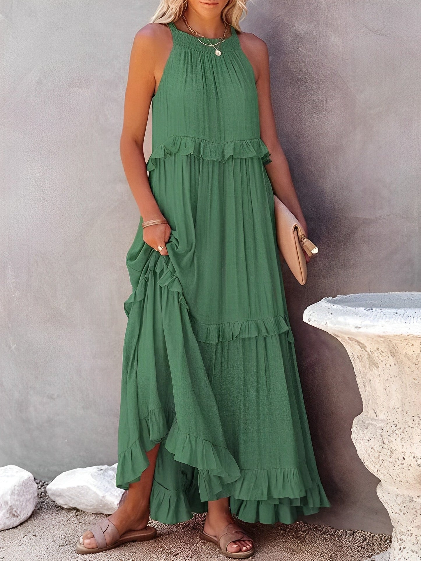 Lusi - Robe d'Été Bohème Grande Taille Femme Découvrez notre robe Lusi, une création mode grande taille qui allie esprit bohème et élégance française. Cette robe élégante grande taille offre un style estival libre et raffiné, parfaite pour les femmes qui