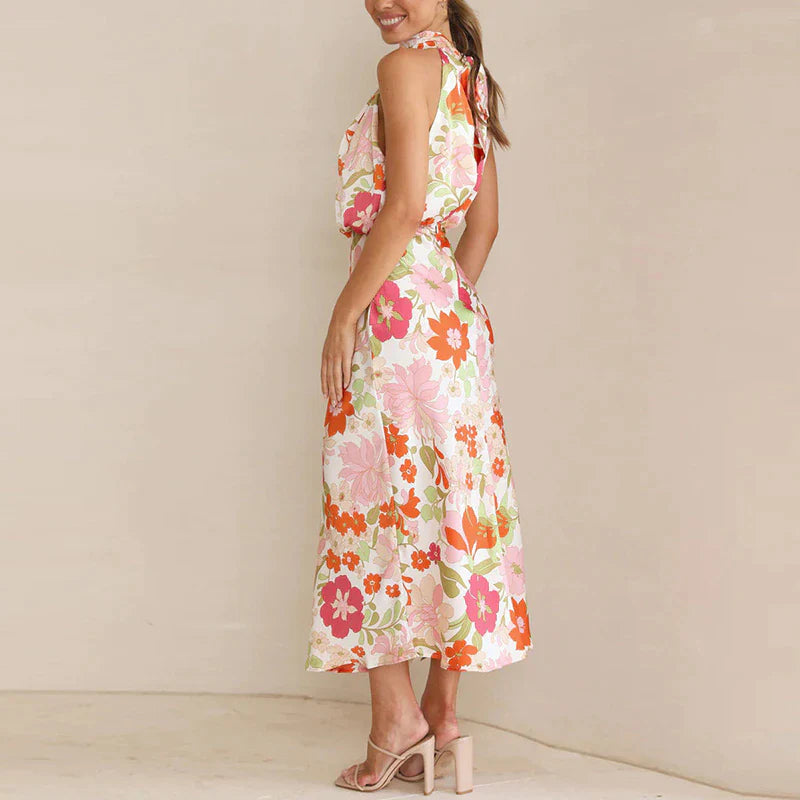 Liva - Robe de Cocktail Grande Taille Femme Découvrez notre robe Liva, une création mode grande taille qui allie glamour et élégance française. Cette robe élégante grande taille offre une silhouette sophistiquée, parfaite pour les femmes qui souhaitent br