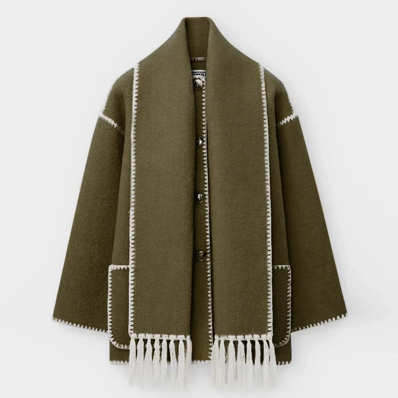 BETTY - Manteau d'Hiver Grande Taille avec Col en Fausse Fourrure Découvrez notre manteau d'hiver BETTY, une pièce mode grande taille qui allie chaleur luxueuse et élégance française. Ce manteau grande taille présente un magnifique col en fausse fourrure