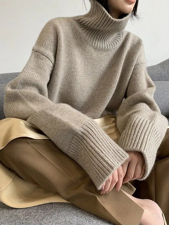 LISA - Pull en Cachemire Chaud Grande Taille Découvrez notre pull LISA, une création mode grande taille qui marie le luxe du cachemire à l'élégance française. Ce pull en cachemire grande taille offre une silhouette raffinée et somptueuse, créé pour les fe