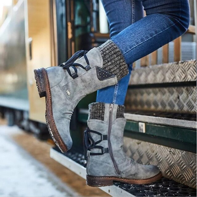STEFF - Bottes Mi-Hautes Grande Taille Découvrez nos bottes STEFF, une création mode grande taille qui marie hauteur élégante et élégance française. Ces bottes mi-hautes grande taille offrent une silhouette raffinée et allongée, créées pour les femmes qui