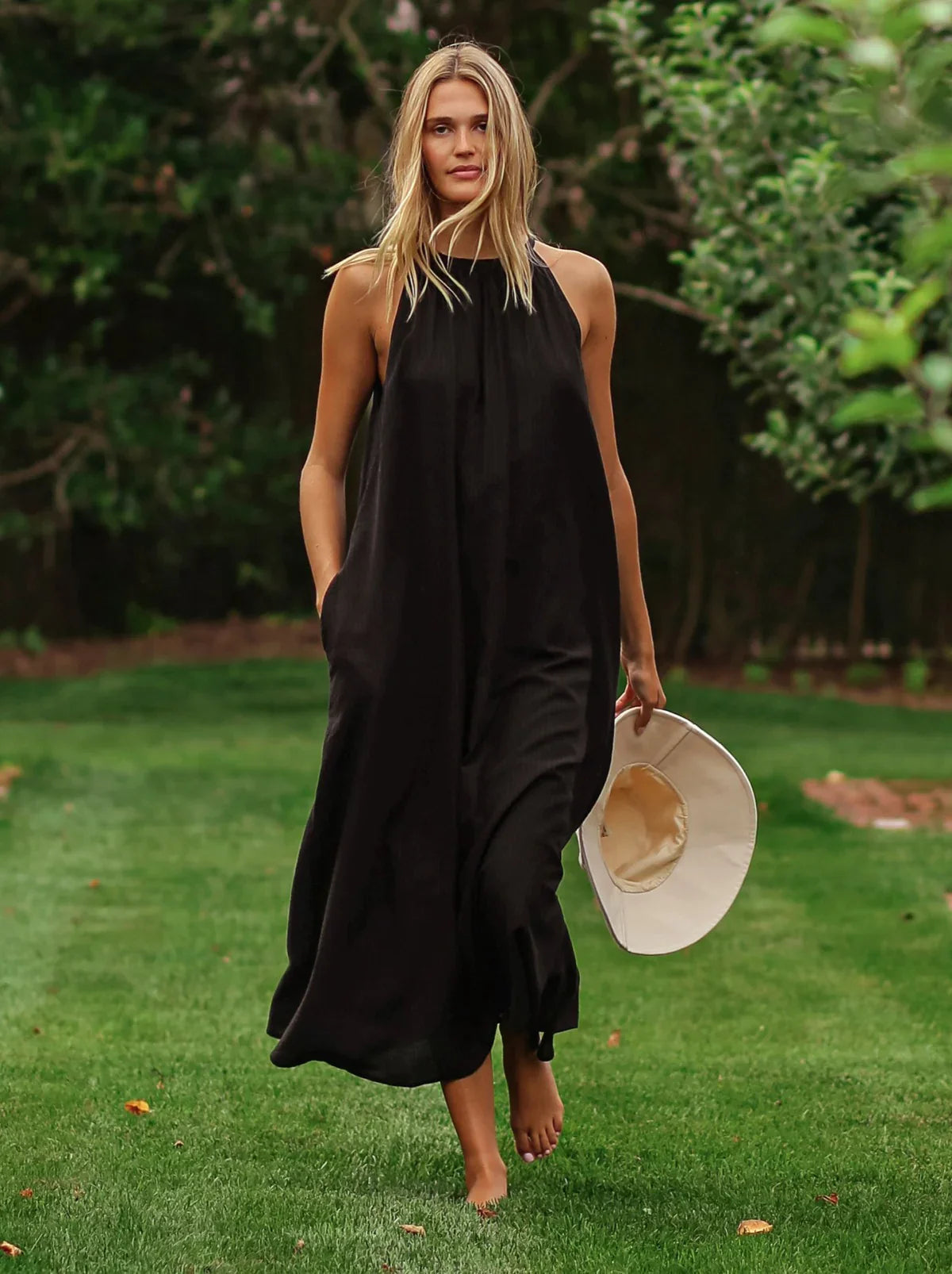 Lehana - Robe Grande Taille Femme Élégante Découvrez notre robe Lehana, une création mode grande taille qui incarne l'élégance française dans sa plus pure expression. Cette robe élégante grande taille offre une silhouette raffinée, parfaite pour les femme