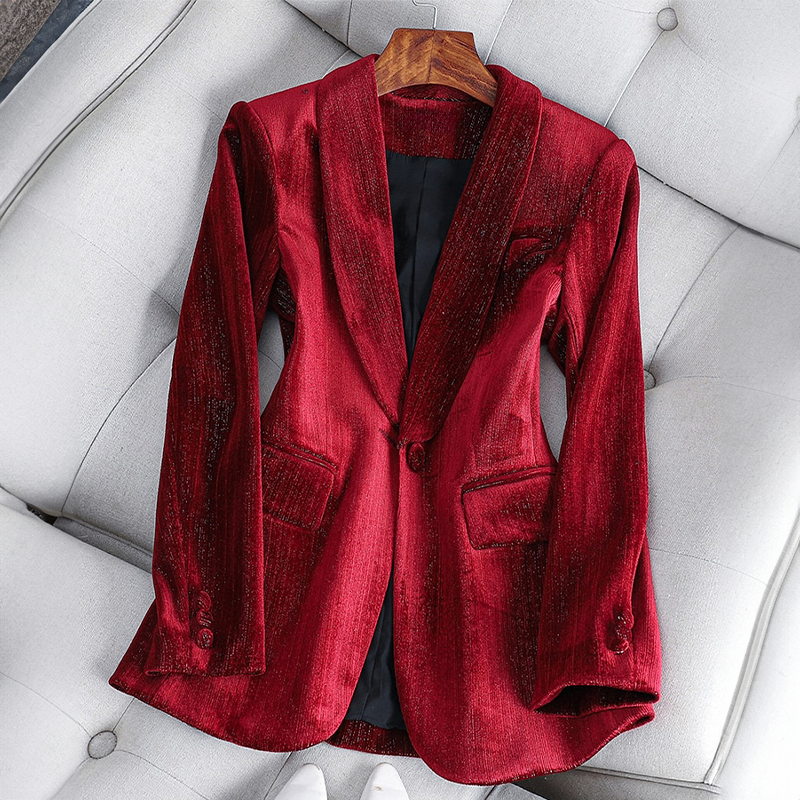 L'AURABLEND - Blazer en Satin Grande Taille par Lilian Thouram Découvrez notre blazer en satin L'AURABLEND, une création exclusive mode grande taille signée Lilian Thouram qui sublime l'élégance française. Ce blazer designer grande taille en satin luxueux