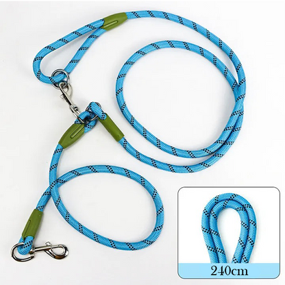 LAISSE MAINS LIBRES - Laisse de Chien Mains Libres Découvrez notre laisse mains libres, une création qui marie praticité moderne et élégance française. Cette laisse innovante offre une conception raffinée et fonctionnelle, créée pour ceux qui recherchent