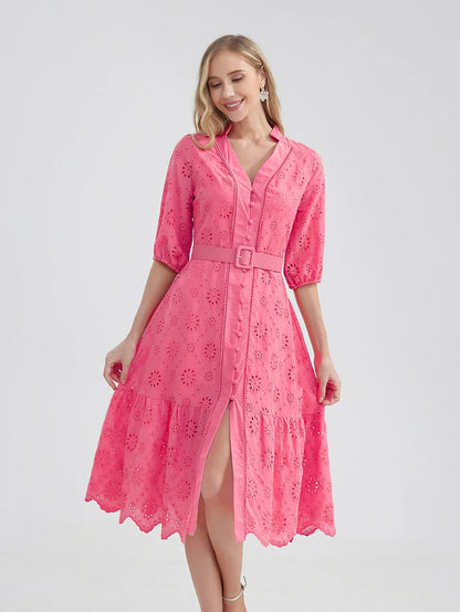 Monica - Robe d'Été Grande Taille Femme Élégante Découvrez notre robe Monica, une création mode grande taille qui incarne la fraîcheur estivale et l'élégance française. Cette robe élégante grande taille allie style sophistiqué et confort d'été, parfaite p