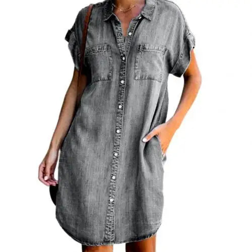 Sanna - Robe en Jean Grande Taille Femme Découvrez notre robe Sanna, une création mode grande taille qui réinvente le jean avec élégance française. Cette robe élégante grande taille allie le style intemporel du denim au confort contemporain, parfaite pour