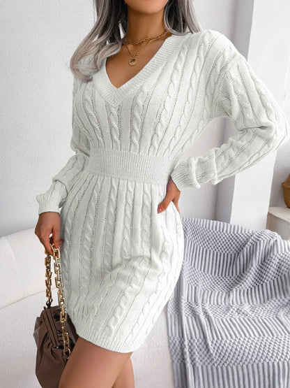 Lolo - Robe en Tricot Grande Taille Femme Élégante Découvrez notre robe Lolo, une création mode grande taille qui allie le confort du tricot à l'élégance française. Cette robe élégante grande taille offre une douceur exceptionnelle et un style contemporai