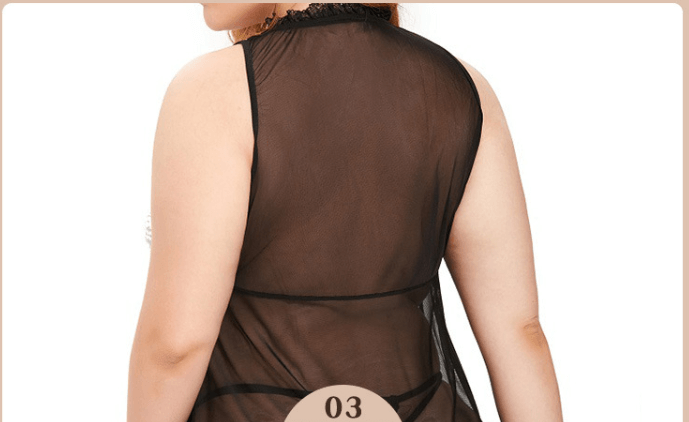 Emma Nuisette en Dentelle - Collection Curves ✨ Séduction et Élégance Découvrez la nuisette Emma, une création sensuelle en dentelle fine qui sublime vos courbes. Un mariage parfait entre transparence délicate et design raffiné, spécialement conçu pour le