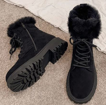 SKYLAR - Bottes de Neige Antidérapantes Grande Taille Découvrez nos bottes SKYLAR, une création mode grande taille qui marie sécurité hivernale et élégance française. Ces bottes de neige grande taille offrent une silhouette raffinée et sécurisée, créées p