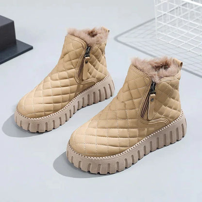 ALMIRA - Bottes d'Hiver en Cachemire Grande Taille Découvrez nos bottes ALMIRA, une création mode grande taille qui marie luxe du cachemire et élégance française. Ces bottes d'hiver grande taille offrent une silhouette raffinée et luxueuse, créées pour le