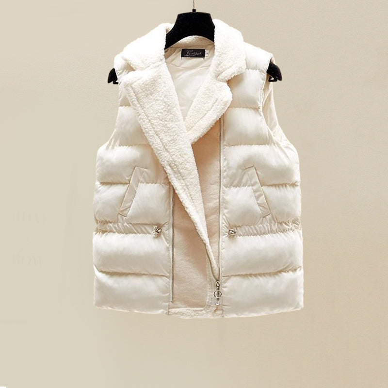 STELLA - Ensemble Gilet Cachemire Grande Taille Découvrez notre ensemble STELLA, une création mode grande taille qui allie luxe du cachemire et élégance française. Cet ensemble en cachemire grande taille offre un design raffiné et chaleureux, idéal pour l