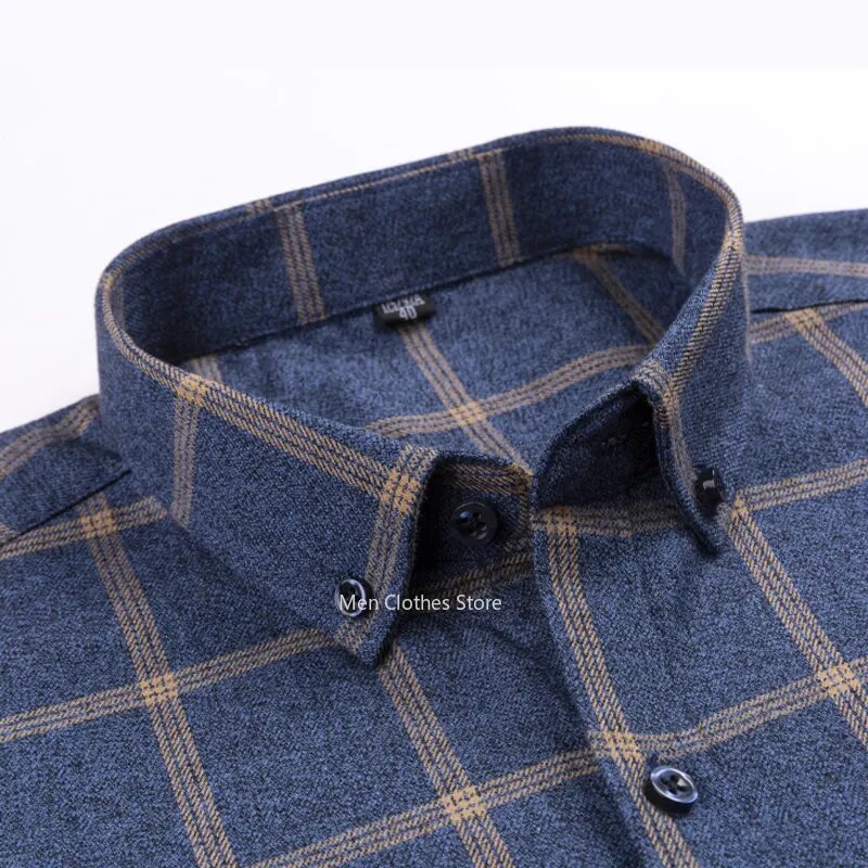 VIBE - Chemise à Carreaux en Coton Homme Découvrez notre chemise VIBE pour homme, une création qui marie motif à carreaux et élégance française. Cette chemise en coton offre une silhouette raffinée et distinctive, créée pour les hommes qui recherchent une