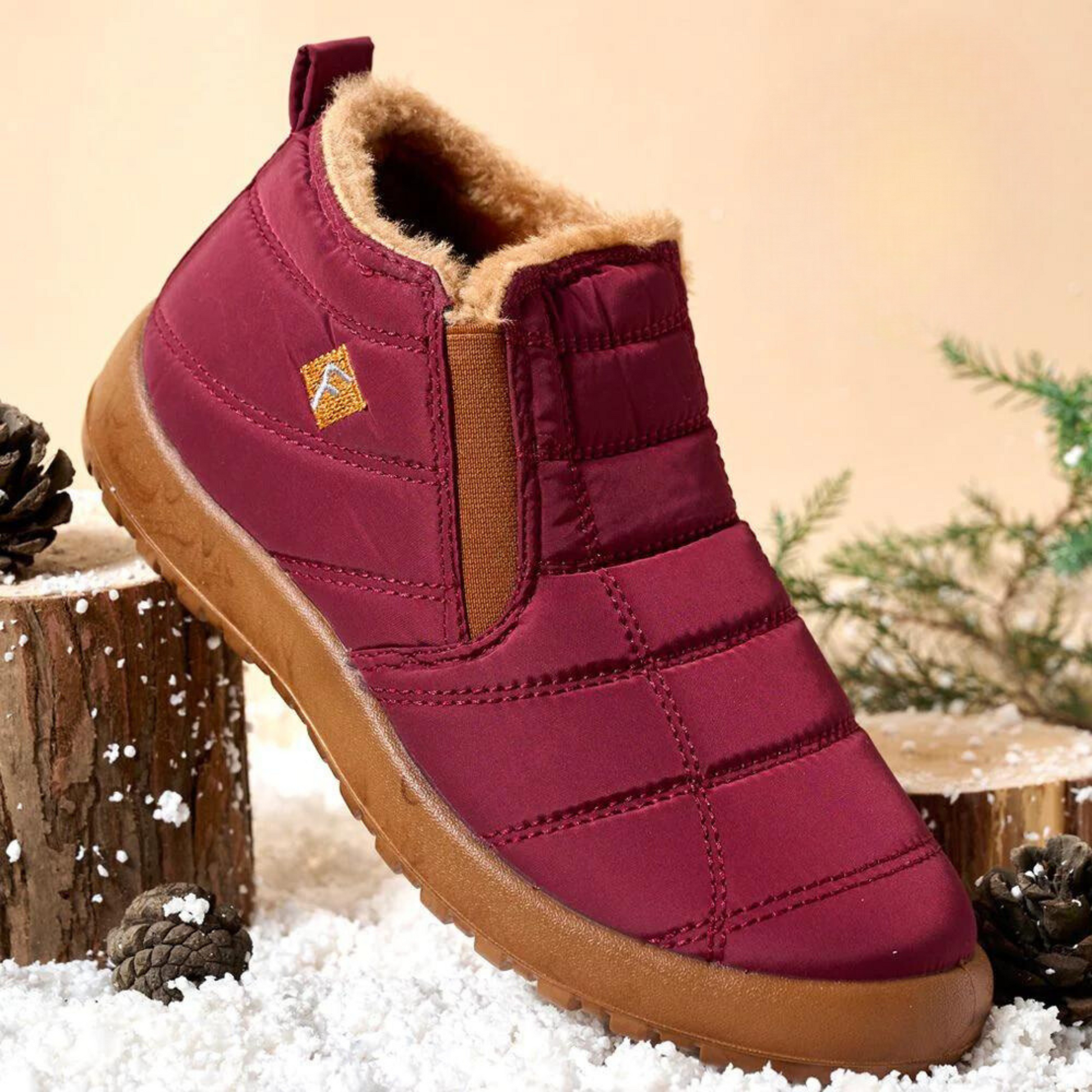 ERICH - Bottines Légères et Anti-Neige Homme Découvrez nos bottines ERICH pour homme, une création qui marie protection hivernale et élégance française. Ces bottines offrent une silhouette raffinée et fonctionnelle, créées pour les hommes qui recherchent