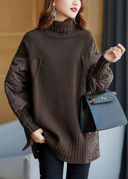 FELICIA - Pull Col Roulé Grande Taille Découvrez notre pull FELICIA, une création mode grande taille qui allie confort hivernal et élégance française. Ce pull col roulé grande taille offre un design chaleureux et sophistiqué, idéal pour les femmes qui sou