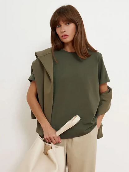 ANNE - Pull Exclusif Grande Taille Découvrez notre pull ANNE, une création mode grande taille qui marie design exclusif et élégance française. Ce pull grande taille offre une silhouette distinctive et raffinée, créé pour les femmes qui recherchent une piè