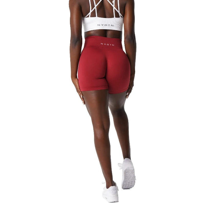 MANON - Short de Sport Taille Haute Grande Taille Découvrez notre short MANON, une création mode grande taille qui allie performance sportive et élégance française. Ce short de sport grande taille offre une silhouette athlétique et raffinée, créé pour les