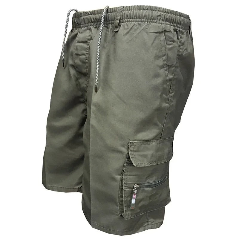 JOHN - Short Essentiel d'Été Homme Découvrez notre short JOHN pour homme, une création qui marie confort estival et élégance française. Ce short d'été offre une silhouette raffinée et décontractée, créé pour les hommes qui recherchent une pièce aussi légè