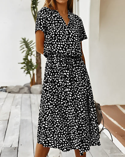 Fauve - Robe Imprimée Grande Taille Femme Découvrez notre robe Fauve, une création mode grande taille qui allie motifs colorés et élégance française. Cette robe élégante grande taille avec ses imprimés exclusifs offre une silhouette sophistiquée, parfaite