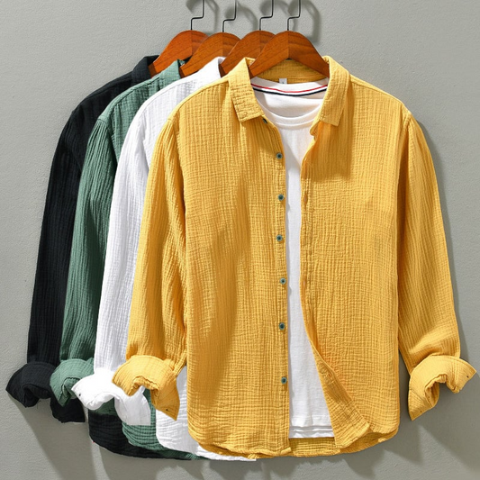 ARTURO - Chemise en Coton Homme Découvrez notre chemise ARTURO pour homme, une création qui marie confort du coton et élégance française. Cette chemise en coton offre une silhouette raffinée et intemporelle, créée pour les hommes qui recherchent une pièce