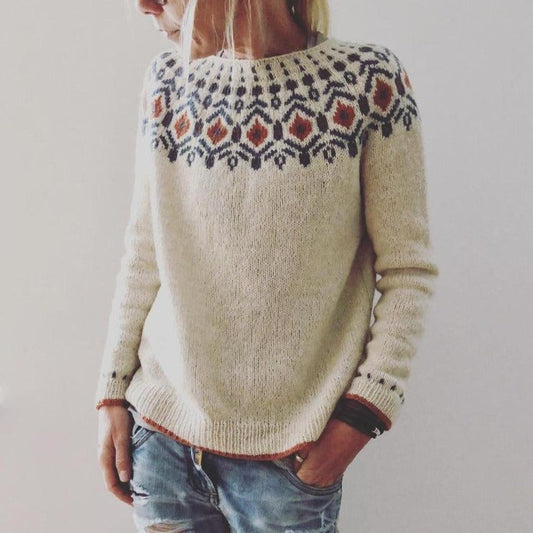 ISLA - Pull Unique Élégant Grande Taille Découvrez notre pull ISLA, une création mode grande taille qui marie design unique et élégance française. Ce pull grande taille offre une silhouette distinctive et raffinée, créé pour les femmes qui recherchent des
