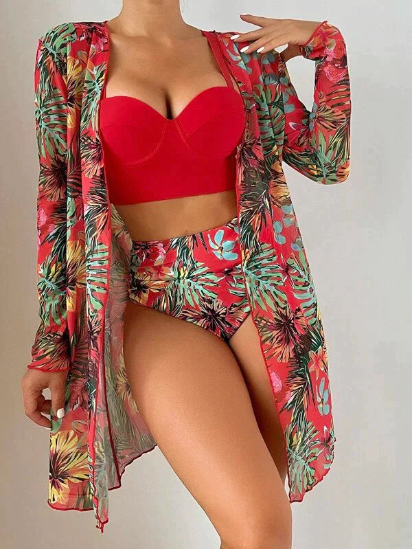 MELANIE - Ensemble Bikini Trois Pièces Grande Taille Découvrez notre ensemble bikini MELANIE, une création mode grande taille qui réinvente le style balnéaire avec l'élégance française. Cet ensemble trois pièces grande taille offre une silhouette versatil