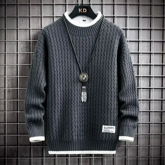 NOLAN - Pull en Maille Doux Homme Découvrez notre pull NOLAN pour homme, une création qui marie douceur exceptionnelle et élégance française. Ce pull en maille offre une silhouette raffinée et confortable, créé pour les hommes qui recherchent une pièce au