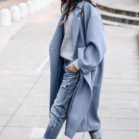ANDRINA - Manteau d'Hiver Grande Taille Découvrez notre manteau ANDRINA, une création mode grande taille qui allie élégance hivernale et raffinement français. Ce manteau d'hiver grande taille offre un design sophistiqué et chaleureux, idéal pour les femme