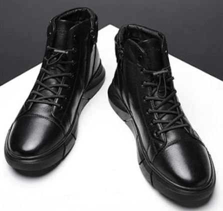EMOR - Chaussures en Cuir Premium Homme Découvrez nos chaussures EMOR pour homme, une création qui marie qualité premium et élégance française. Ces chaussures en cuir offrent une silhouette raffinée et luxueuse, créées pour les hommes qui recherchent une