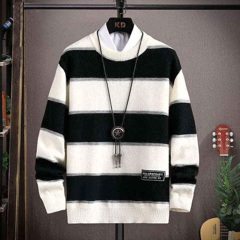 NOLAN - Pull en Maille Doux Homme Découvrez notre pull NOLAN pour homme, une création qui marie douceur exceptionnelle et élégance française. Ce pull en maille offre une silhouette raffinée et confortable, créé pour les hommes qui recherchent une pièce au