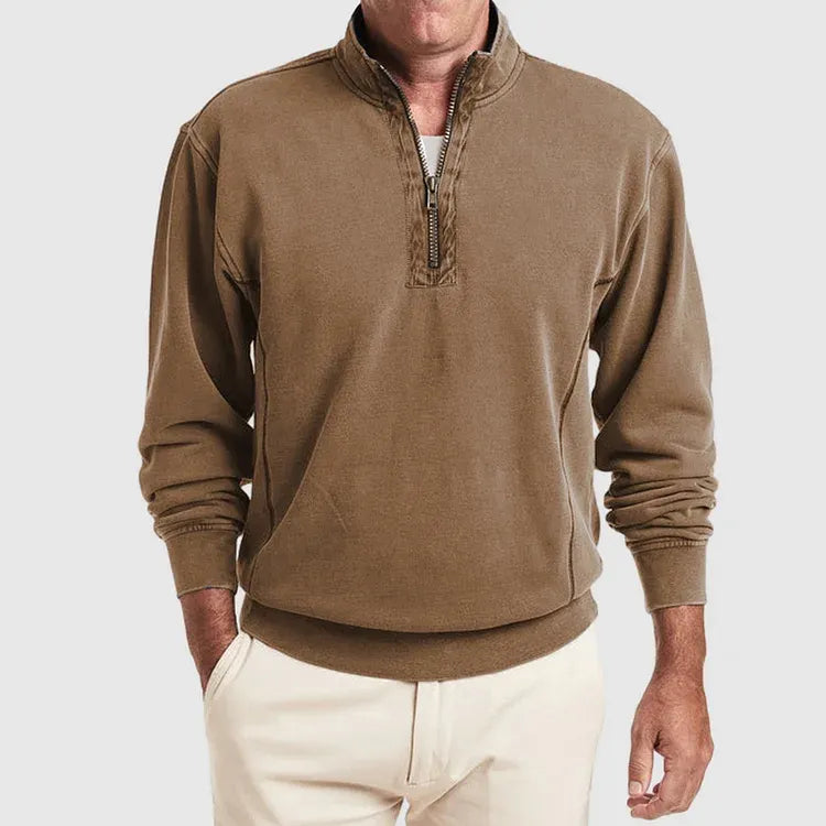 LUCKY - Polo à Zip Homme Découvrez notre polo LUCKY pour homme, une création qui marie style sportif et élégance française. Ce polo à zip offre une silhouette raffinée et dynamique, créé pour les hommes qui recherchent une pièce aussi confortable que soph