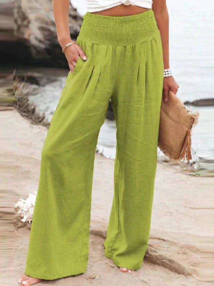 LEA - Pantalon Mode Grande Taille Découvrez notre pantalon LEA, une création mode grande taille qui allie tendance contemporaine et élégance française. Ce pantalon grande taille offre une silhouette moderne et raffinée, créé pour les femmes qui recherchen