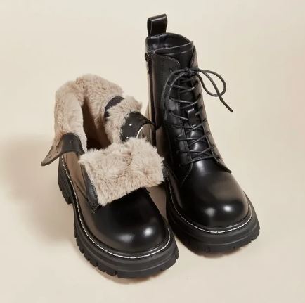 RIZA - Bottines Fourrées Grande Taille Découvrez nos bottines RIZA, une création mode grande taille qui marie douceur fourrée et élégance française. Ces bottines grande taille offrent une silhouette raffinée et chaleureuse, créées pour les femmes qui rech