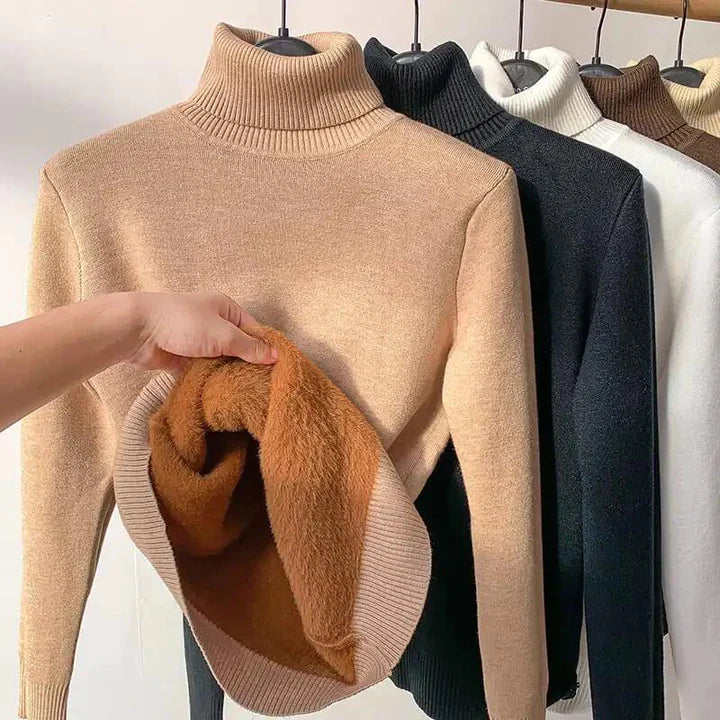 ELLA - Pull Polaire Confortable Grande Taille Découvrez notre pull polaire ELLA, une création mode grande taille qui marie confort douillet et élégance française. Ce pull polaire grande taille offre une silhouette chaleureuse et raffinée, créé pour les fe