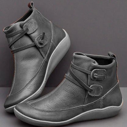 LOTTE - Bottes en Cuir Grande Taille Découvrez nos bottes LOTTE, une création mode grande taille qui marie cuir premium et élégance française. Ces bottes grande taille offrent une silhouette raffinée et sophistiquée, créées pour les femmes qui recherchent