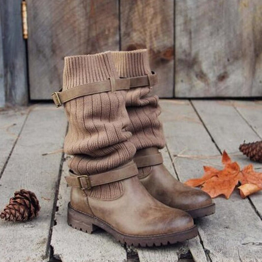 KELLY - Bottes en Cuir et Laine Tricotée Grande Taille Découvrez nos bottes KELLY, une création mode grande taille qui marie luxe du cuir, douceur de la laine et élégance française. Ces bottes grande taille offrent une silhouette raffinée et chaleureuse,