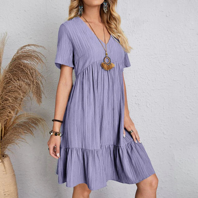 Klara - Robe d'Été Grande Taille Femme Élégante Découvrez notre robe Klara, une création mode grande taille qui allie fraîcheur estivale et élégance française. Cette robe élégante grande taille offre un style raffiné parfait pour la saison, idéale pour le