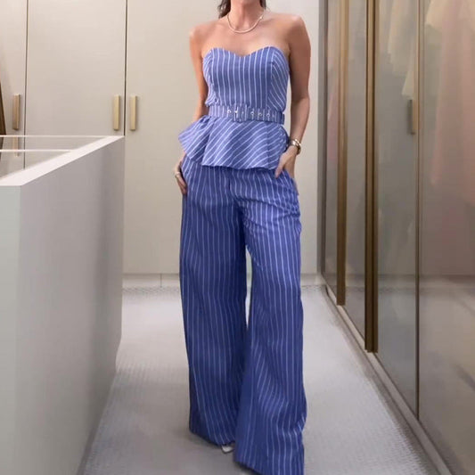 Jaymie - Ensemble Imprimé Grande Taille Femme Élégant Découvrez notre ensemble Jaymie, une création mode grande taille qui allie motifs rayés à l'élégance française. Cet ensemble élégant grande taille combine un top ajusté et un pantalon coordonné, parfai